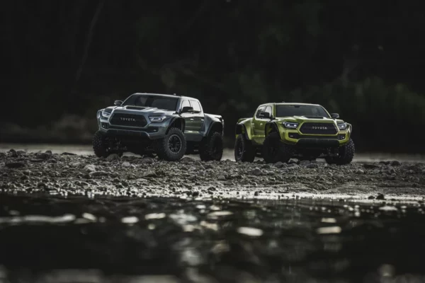 Kyosho KB10L Toyota Tacoma TRD Pro VE 3S RTR – Image 21