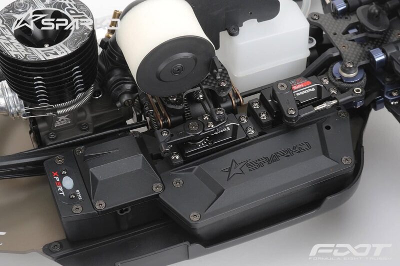 Sparko F8T 1:8 4WD truggy thermique SPKF80001T
